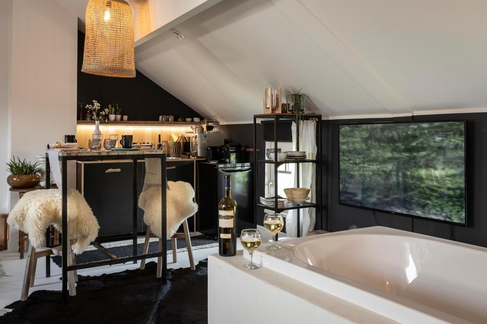 Du Cote De Chez Jeanne, Suite แวร์วีเย ภายนอก รูปภาพ